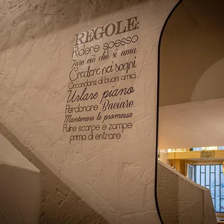 L'angoletto Del Viaggiatore *